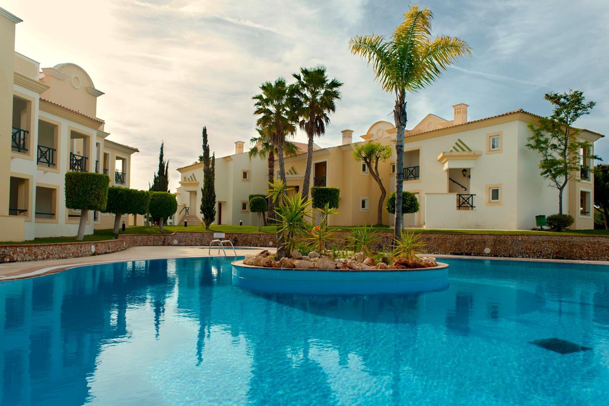Ap Adriana Beach Resort อัลบูเฟรา ภายนอก รูปภาพ